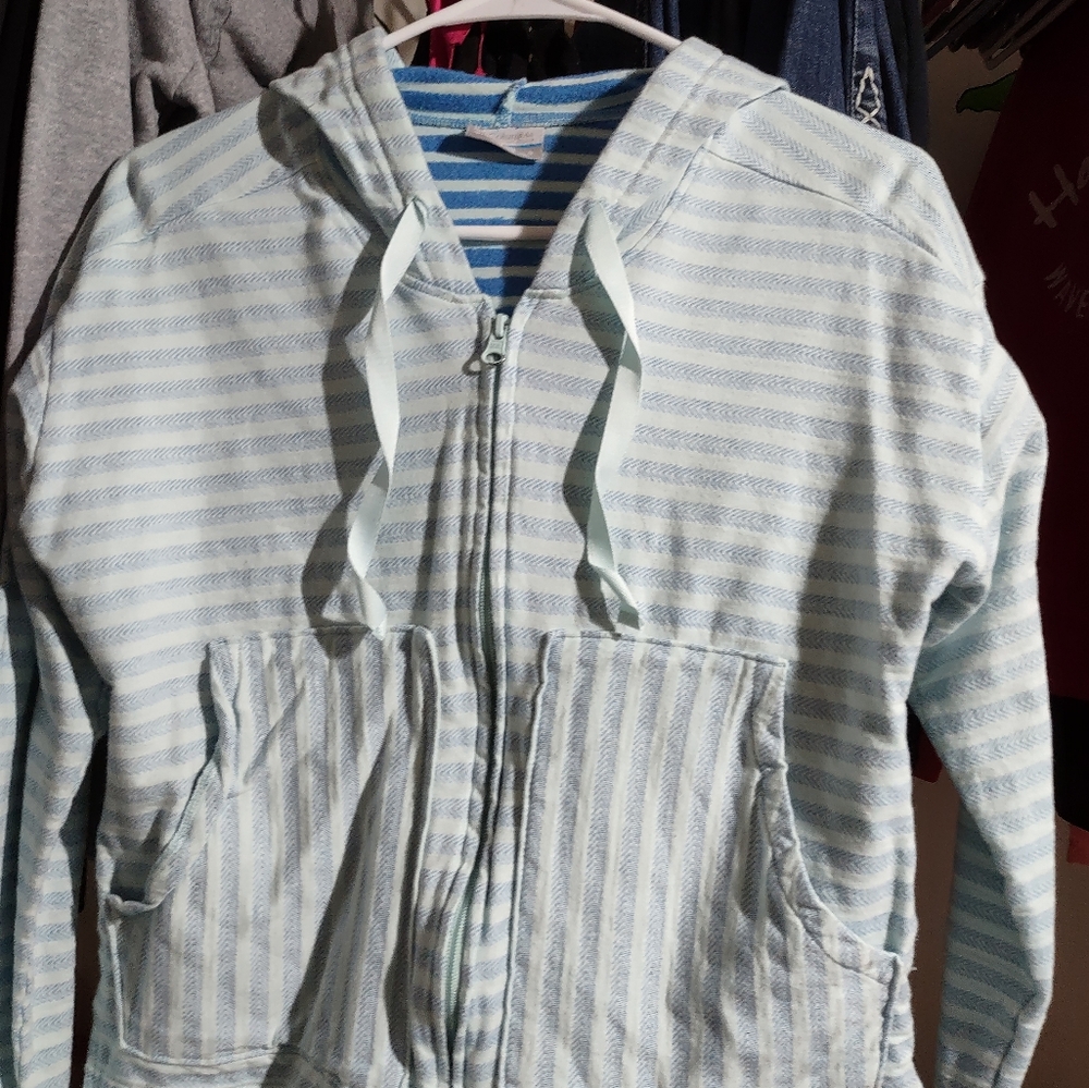 Columbia hoodie size small